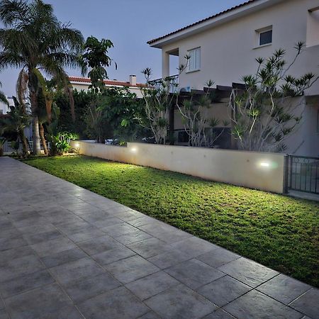 Family Home Protaras Bagian luar foto